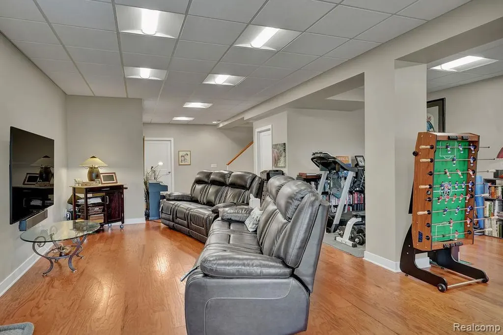 415 Baker Crossing Dexter City MI 48130