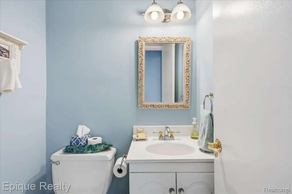 26 Kirks Court Rochester Hills City MI 48309