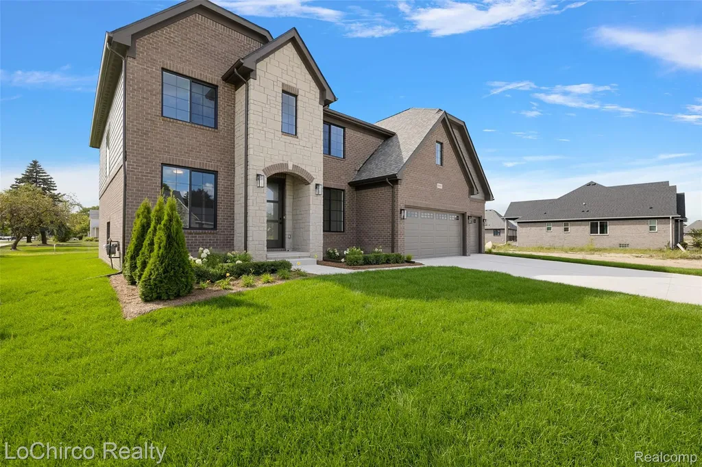 49001 Wingfield Drive Macomb Township MI 48044