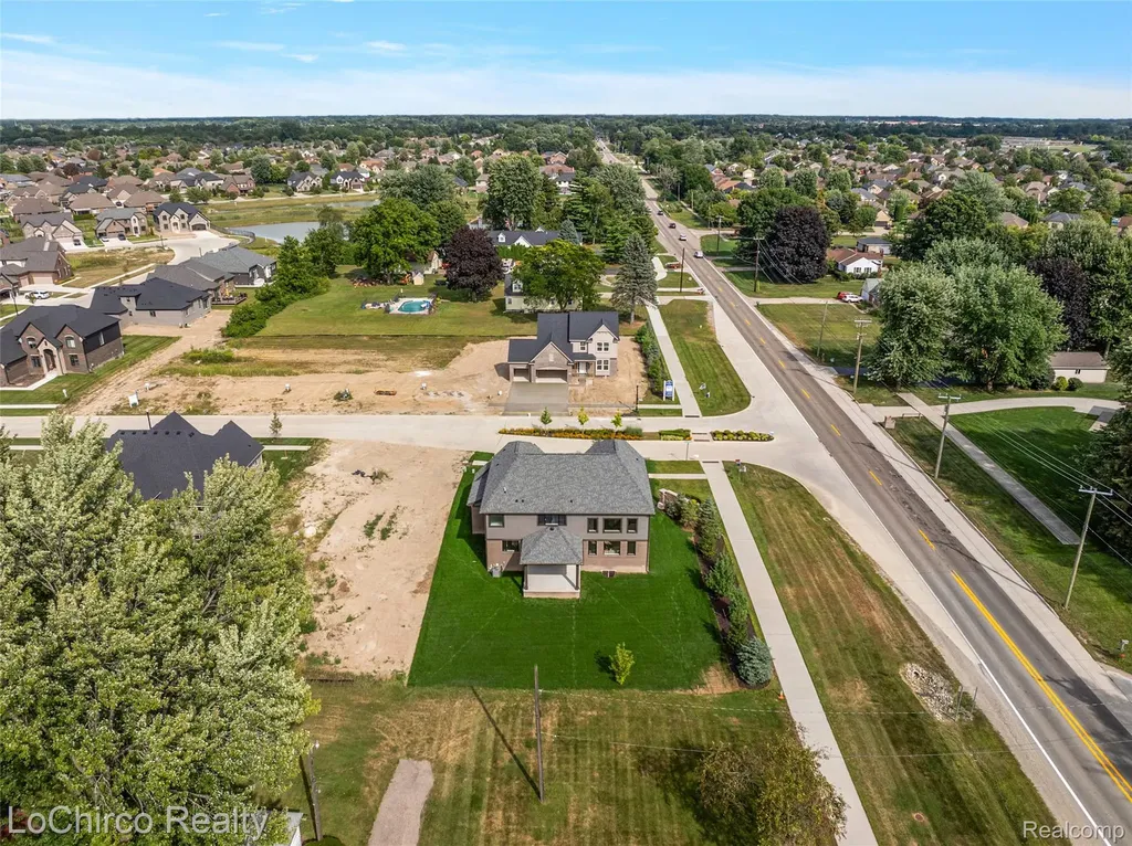 49001 Wingfield Drive Macomb Township MI 48044