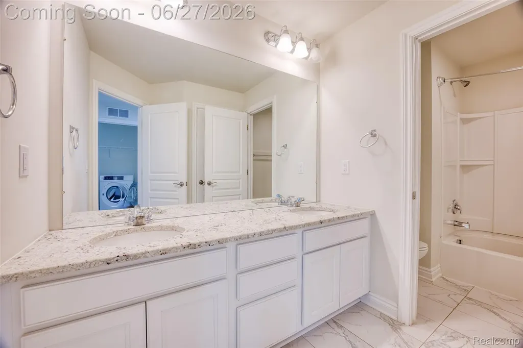 3155 Huntsman Boulevard Orion Charter Township MI 48360