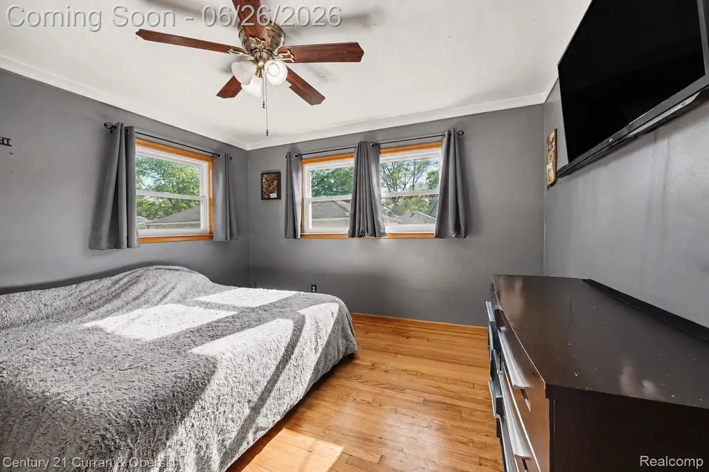 9059 San Jose Redford Charter Township MI 48239