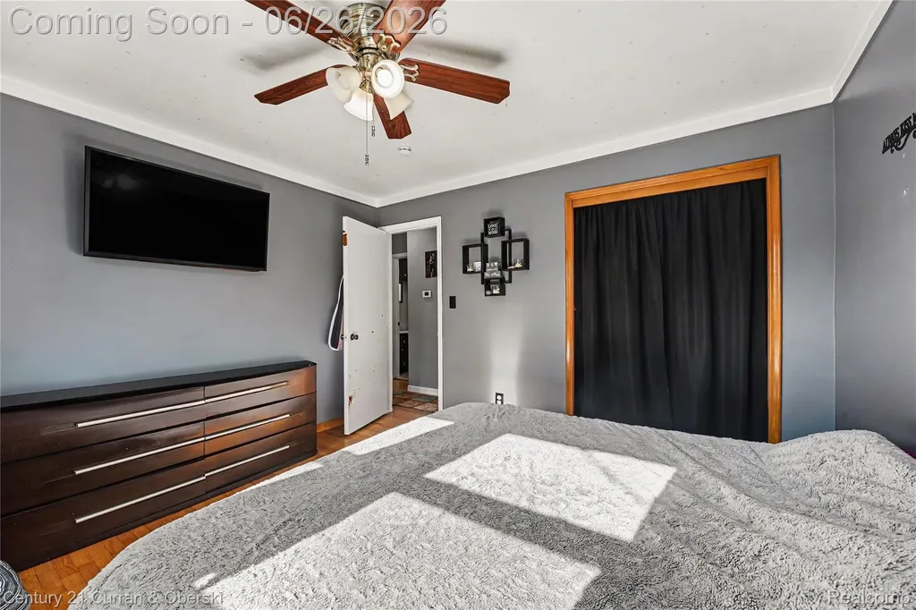 9059 San Jose Redford Charter Township MI 48239