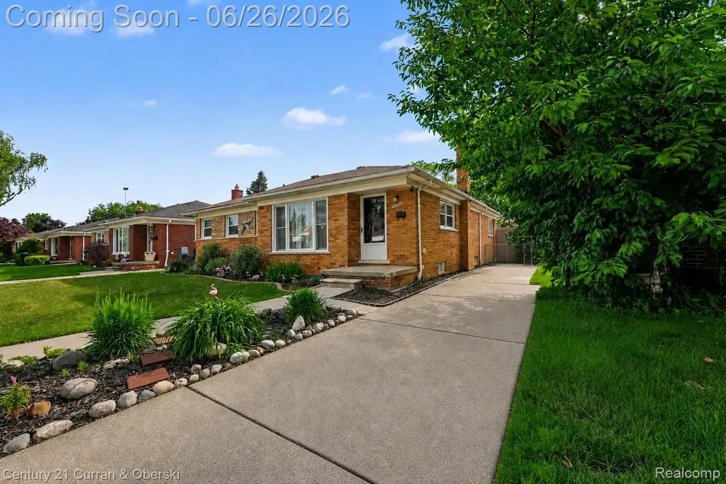 9059 San Jose Redford Charter Township MI 48239