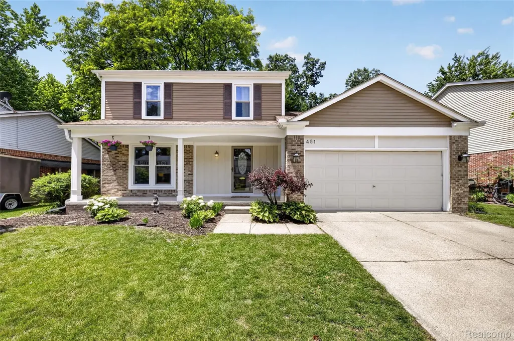 451 Lansdowne Drive Westland City MI 48185