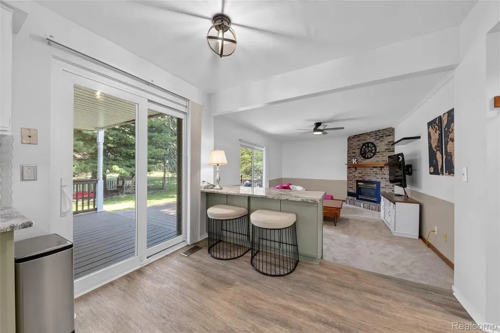 451 Lansdowne Drive Westland City MI 48185