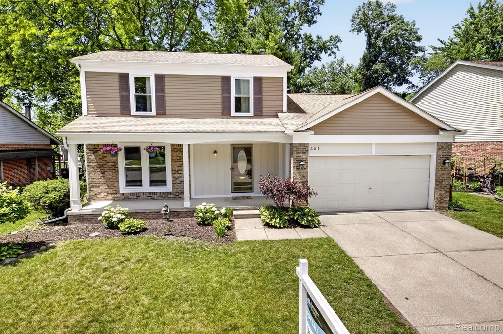 451 Lansdowne Drive Westland City MI 48185