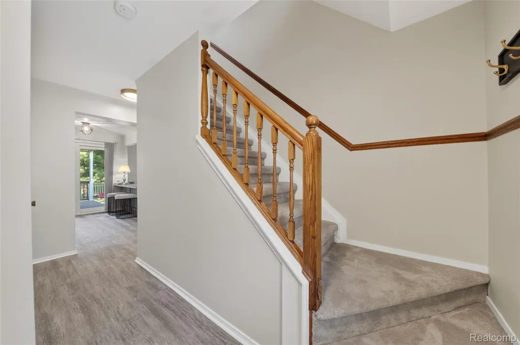 451 Lansdowne Drive Westland City MI 48185