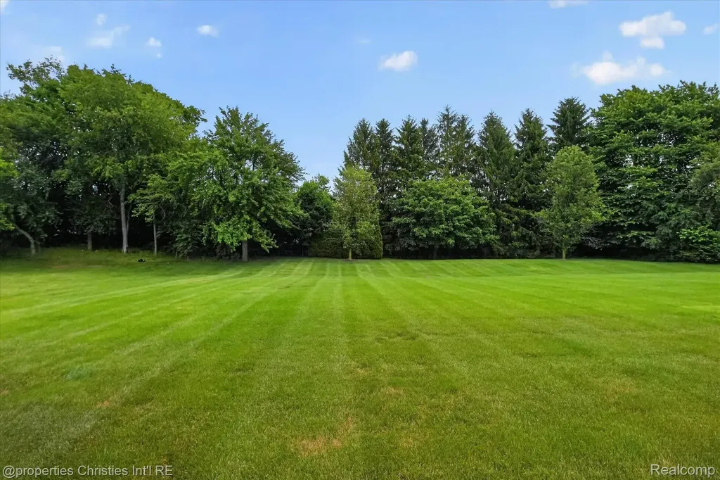 11808 Landers Drive Plymouth Charter Township MI 48170