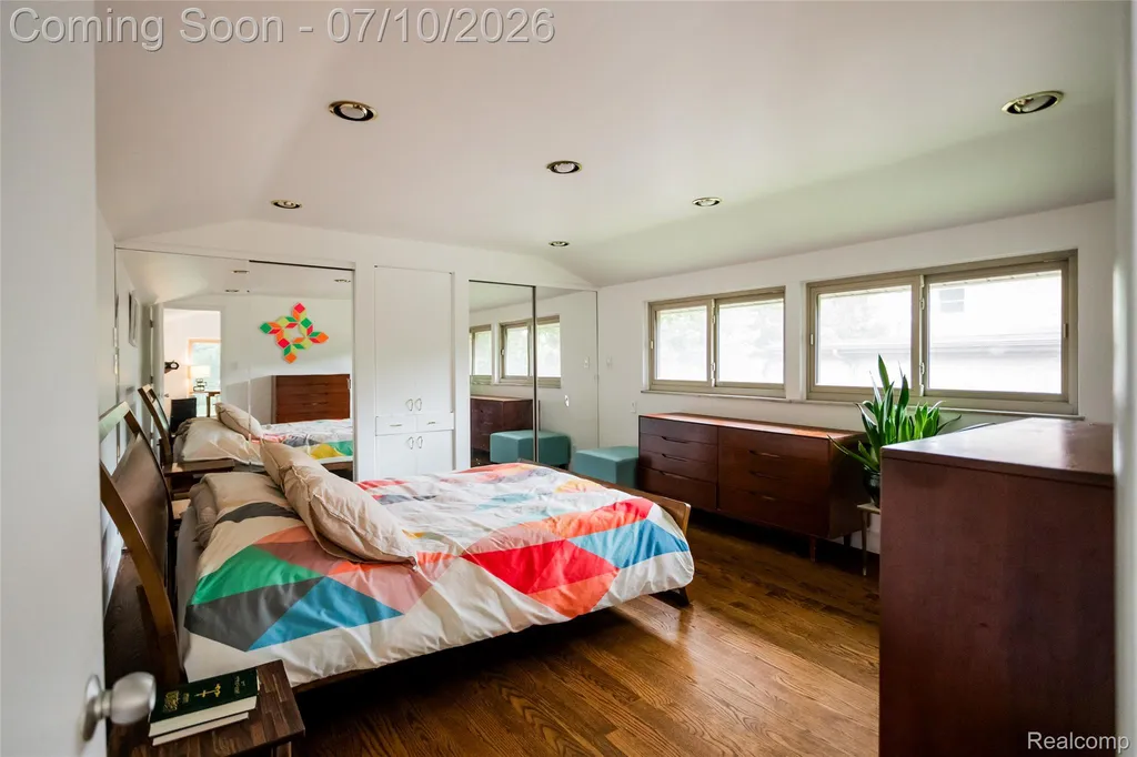 600 Middlesex Road Grosse Pointe Park City MI 48230