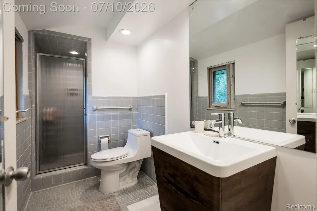 600 Middlesex Road Grosse Pointe Park City MI 48230
