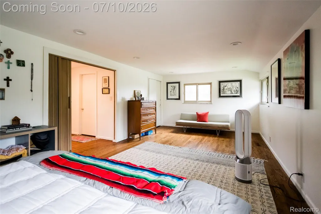 600 Middlesex Road Grosse Pointe Park City MI 48230