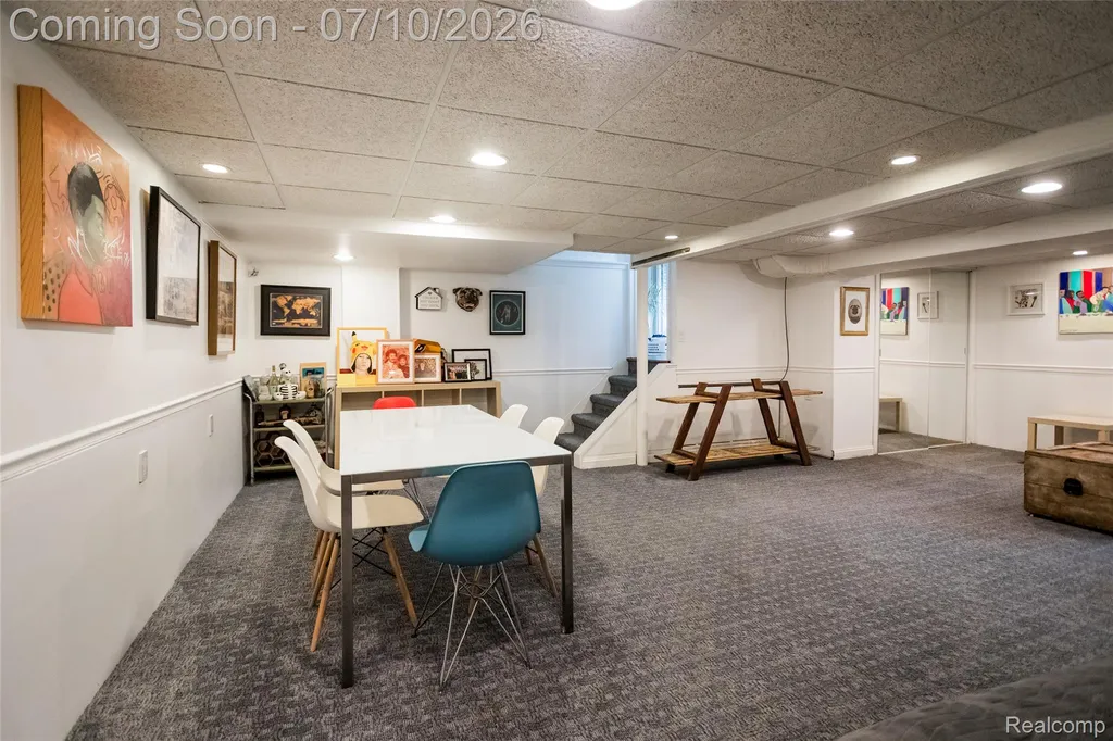 600 Middlesex Road Grosse Pointe Park City MI 48230