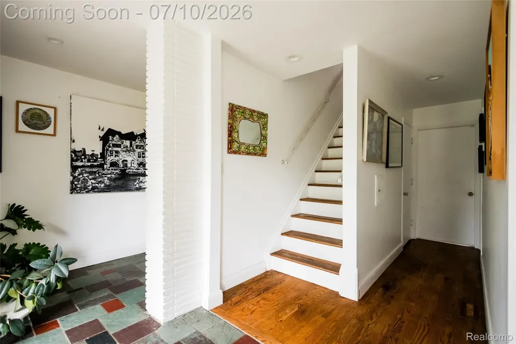 600 Middlesex Road Grosse Pointe Park City MI 48230