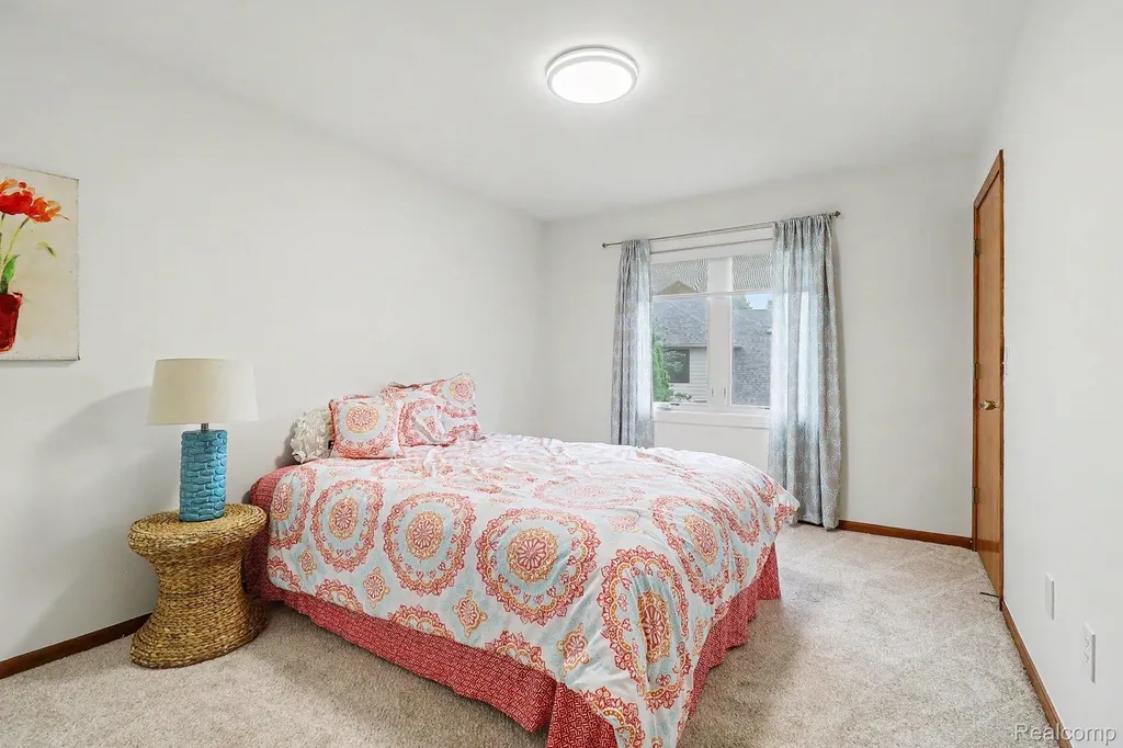 55206 Leonard Court Shelby Charter Township MI 48316