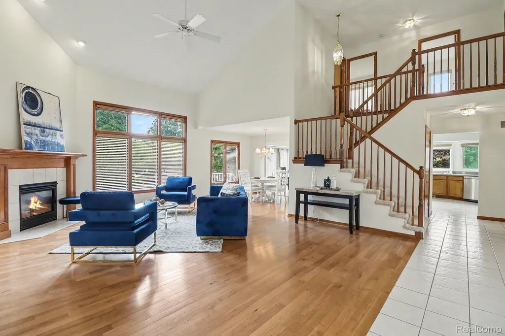 55206 Leonard Court Shelby Charter Township MI 48316