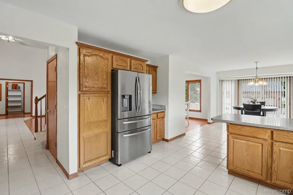 55206 Leonard Court Shelby Charter Township MI 48316