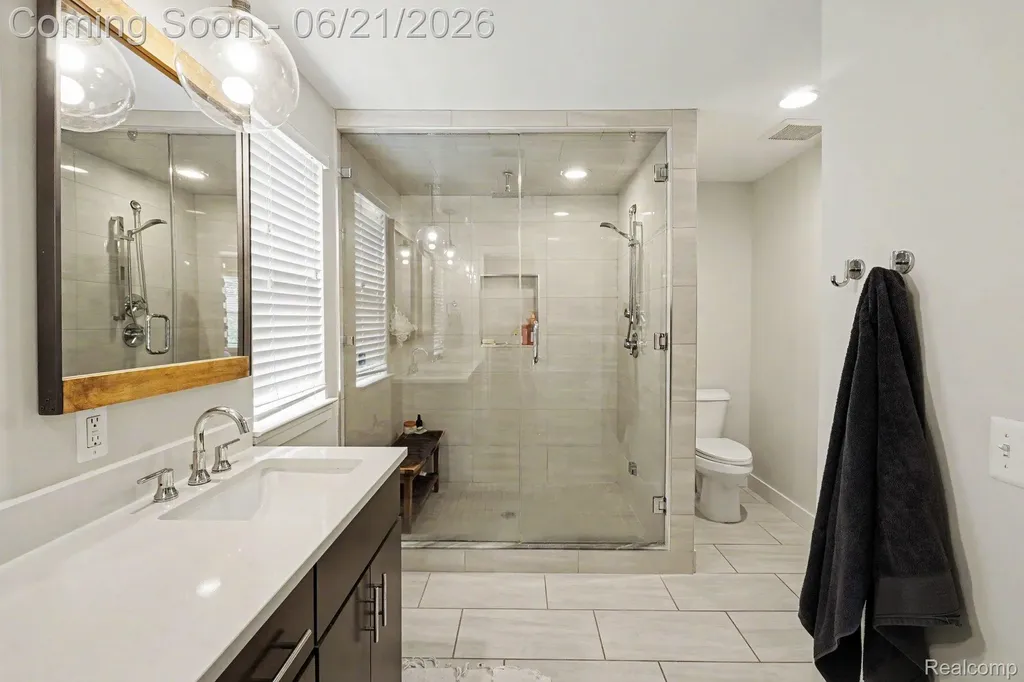 220 Turnberry Court Milford Village MI 48381