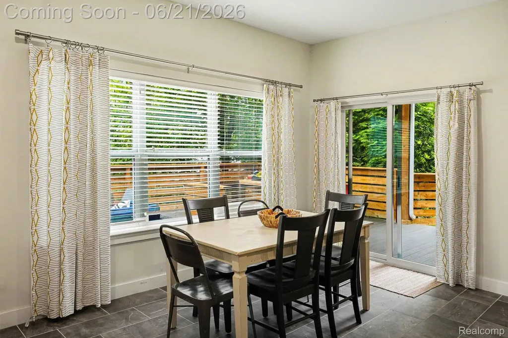 220 Turnberry Court Milford Village MI 48381