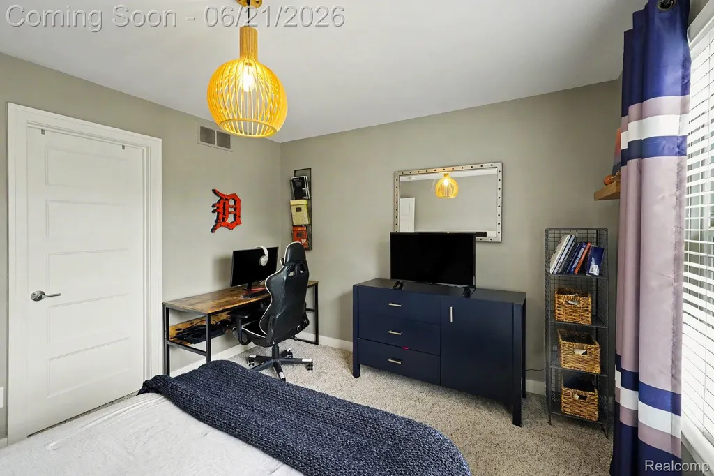 220 Turnberry Court Milford Village MI 48381