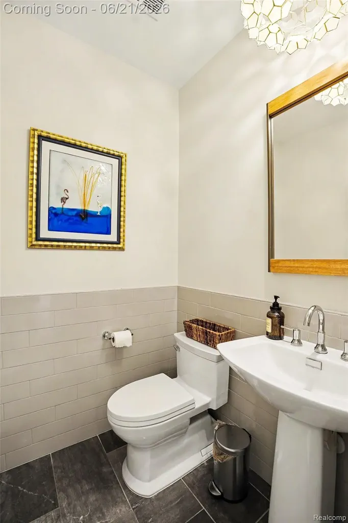 220 Turnberry Court Milford Village MI 48381
