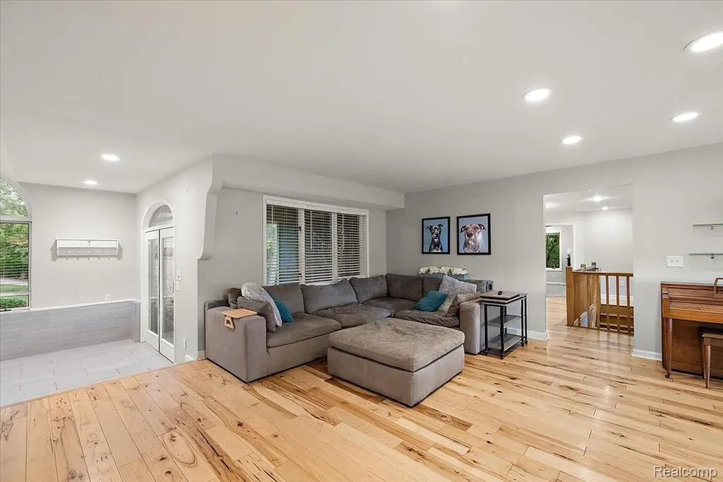 7291 Parkwood Drive Tyrone Township MI 48430