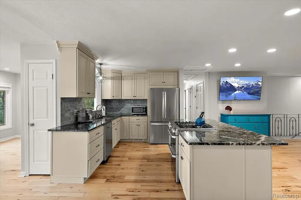 7291 Parkwood Drive Tyrone Township MI 48430