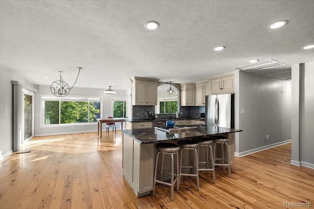 7291 Parkwood Drive Tyrone Township MI 48430