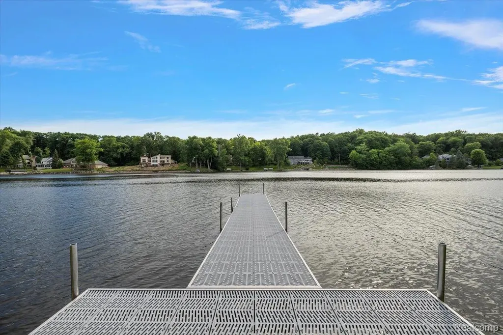 7291 Parkwood Drive Tyrone Township MI 48430