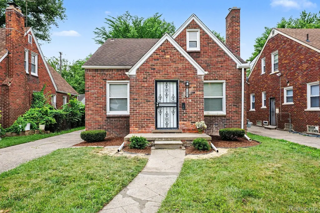 11081 Courville Street Detroit City MI 48224