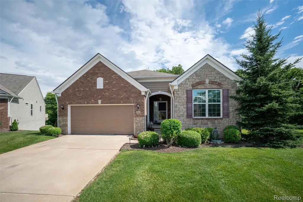 292 Bryce Court Oceola Township MI 48843