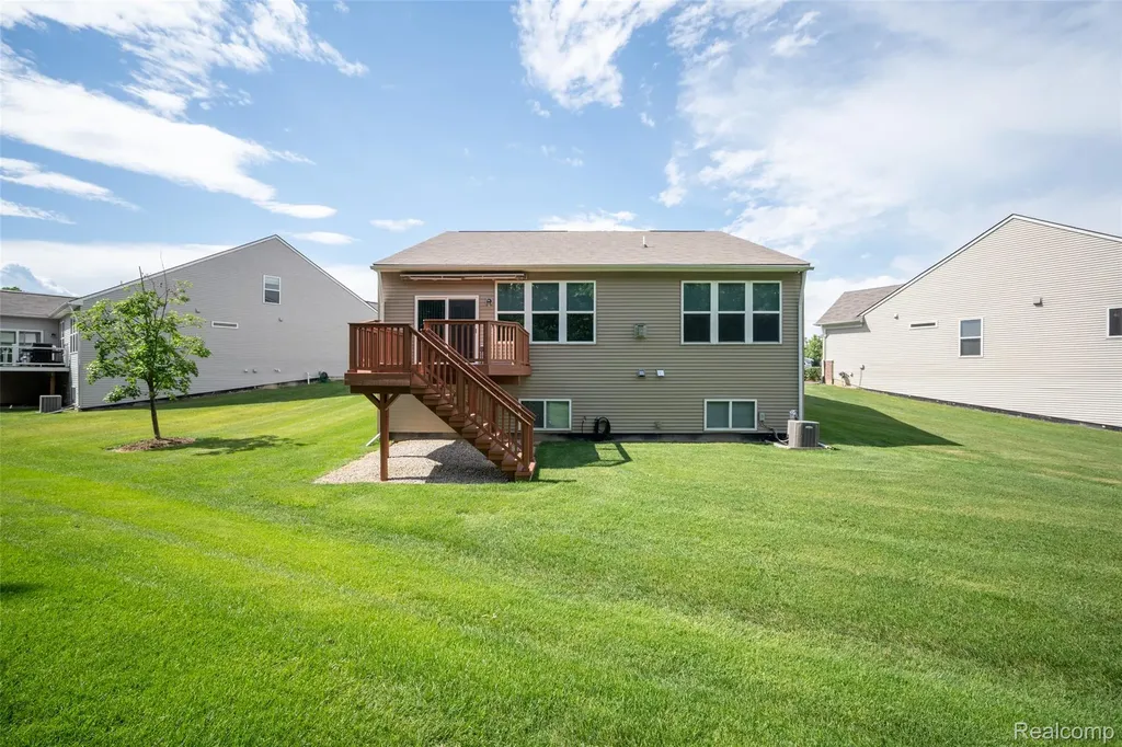 292 Bryce Court Oceola Township MI 48843