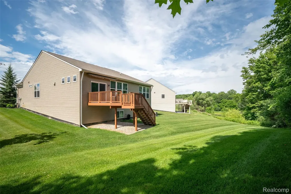 292 Bryce Court Oceola Township MI 48843
