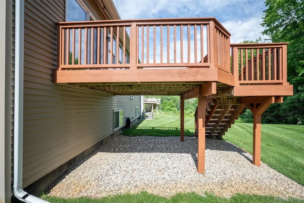 292 Bryce Court Oceola Township MI 48843