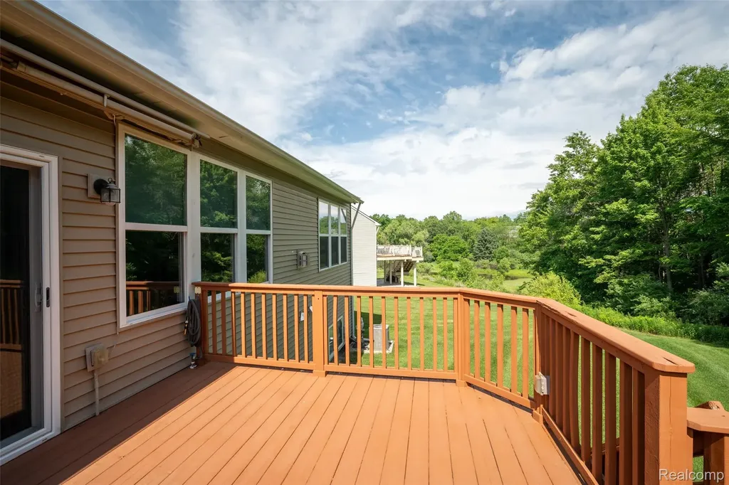292 Bryce Court Oceola Township MI 48843
