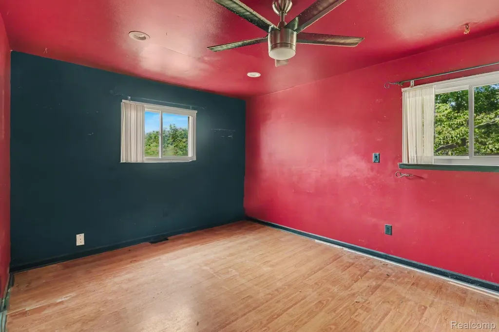 43171 Hartwick Drive Sterling Heights City MI 48313