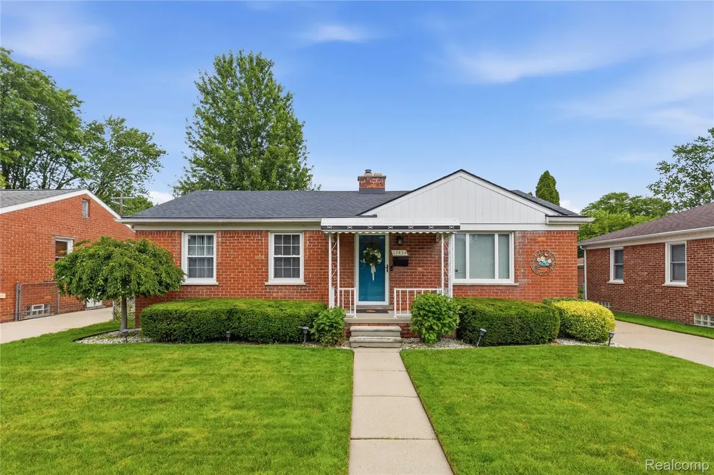 11434 Mayfield Street Livonia City MI 48150