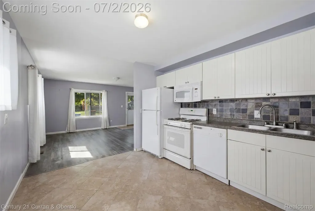 34834 Richard Street Wayne City MI 48184