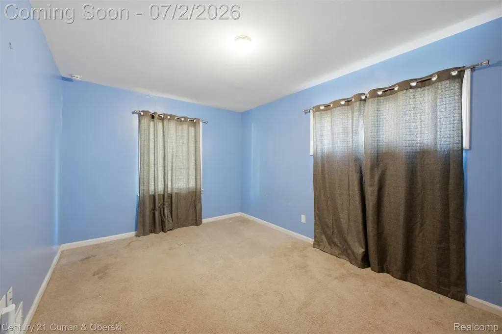 34834 Richard Street Wayne City MI 48184
