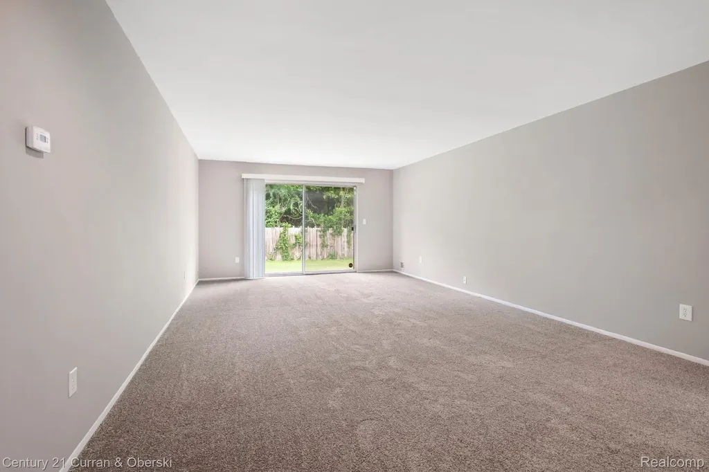 26596 Franklin Pointe Drive Southfield City MI 48034