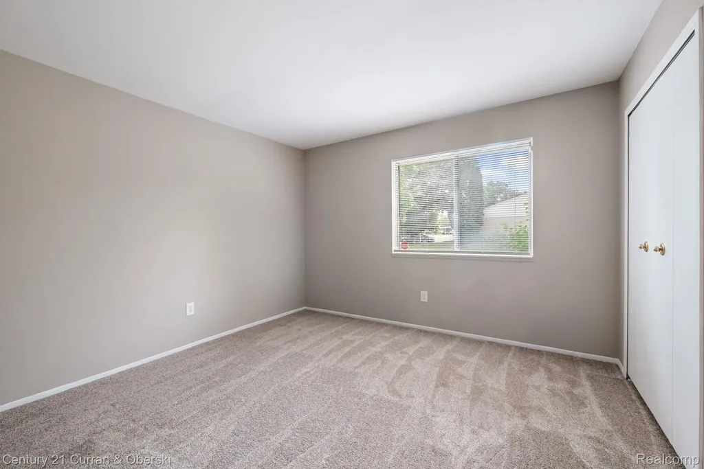 26596 Franklin Pointe Drive Southfield City MI 48034