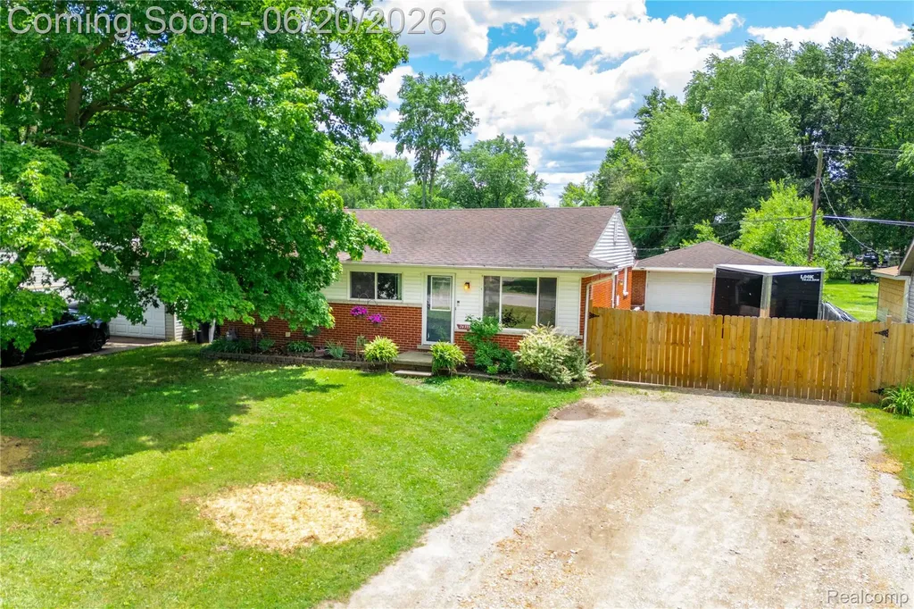 24355 Mary Street Taylor City MI 48180