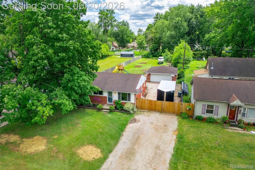 24355 Mary Street Taylor City MI 48180
