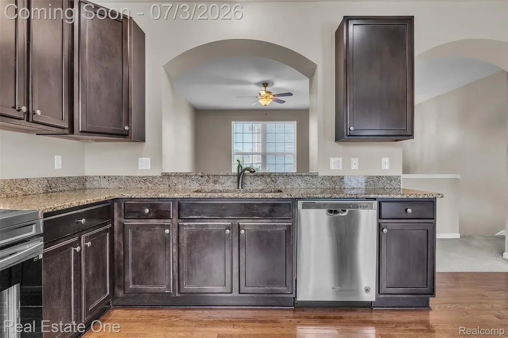 44656 Ellery Lane Novi City MI 48377
