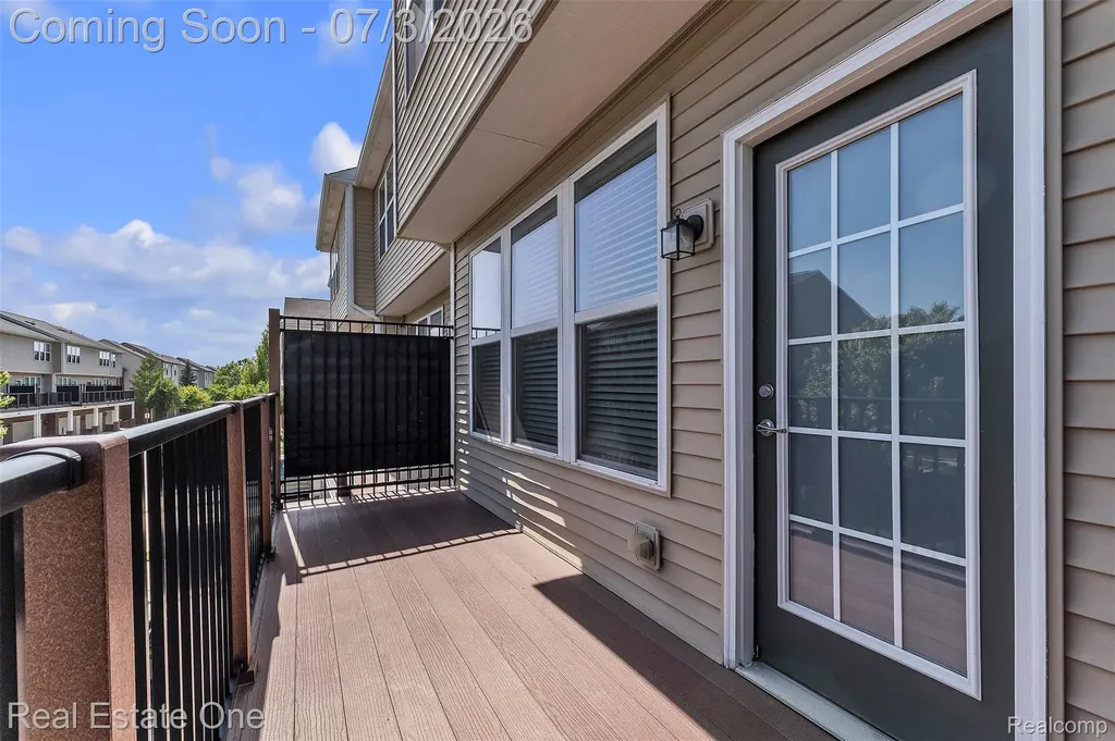 44656 Ellery Lane Novi City MI 48377
