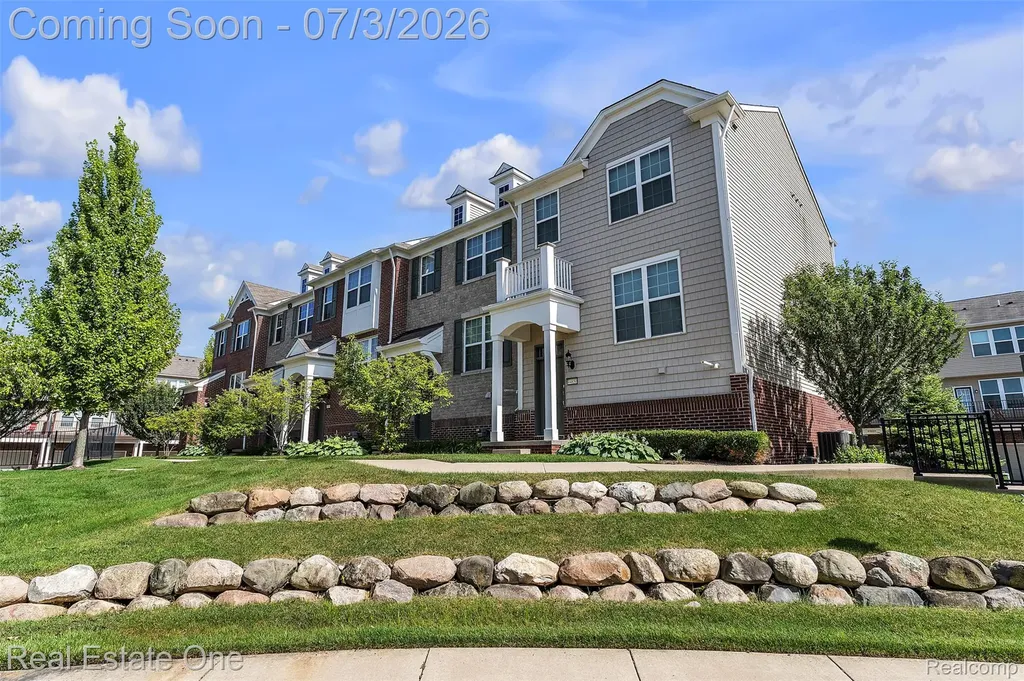 44656 Ellery Lane Novi City MI 48377