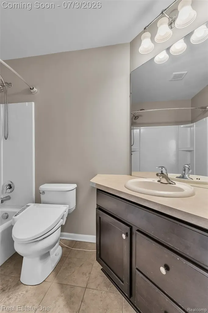 44656 Ellery Lane Novi City MI 48377