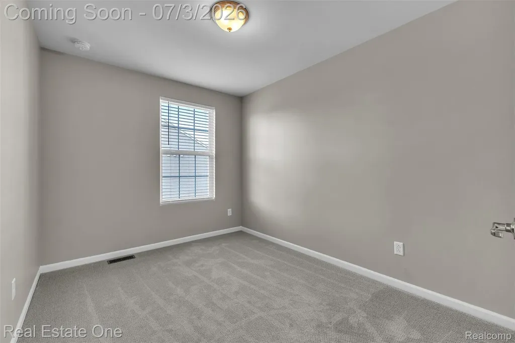 44656 Ellery Lane Novi City MI 48377
