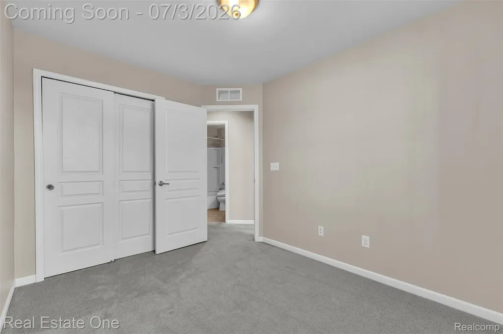 44656 Ellery Lane Novi City MI 48377