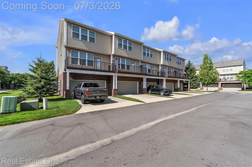 44656 Ellery Lane Novi City MI 48377